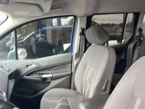 Used 2018 Ford Transit Connect XLT image 39