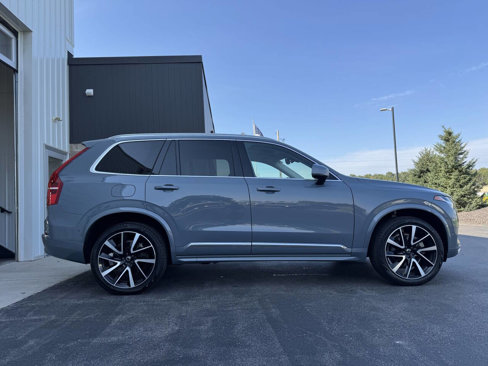 Used 2023 Volvo XC90 B6 Plus w/ Protection Package image 31