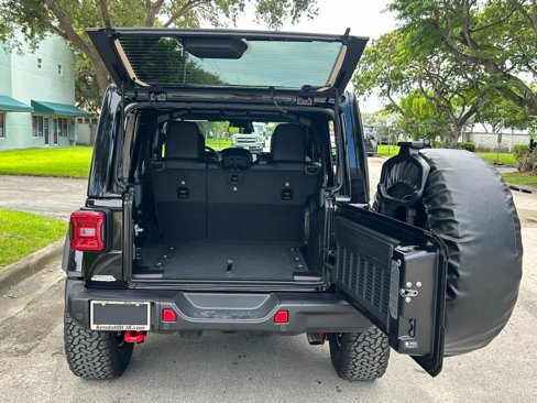 New 2025 Jeep Wrangler Unlimited Rubicon image 39