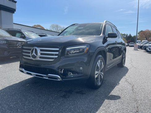 New 2025 Mercedes-Benz GLB 250 4MATIC image 2