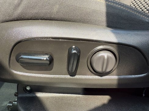 Used 2021 GMC Terrain SLE image 36