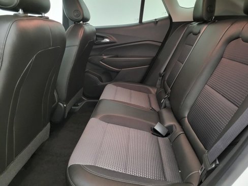 Used 2024 Chevrolet Trax LT image 38
