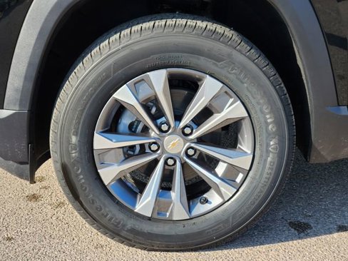 New 2026 Chevrolet Equinox LT image 8
