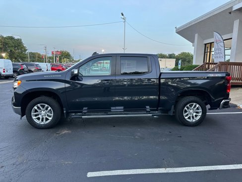 Used 2022 Chevrolet Silverado 1500 LT image 4