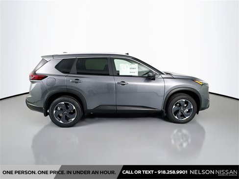 New 2026 Nissan Rogue SV image 4
