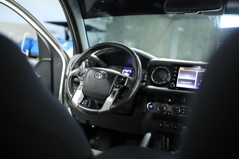 Used 2022 Toyota Tacoma TRD Off-Road image 49