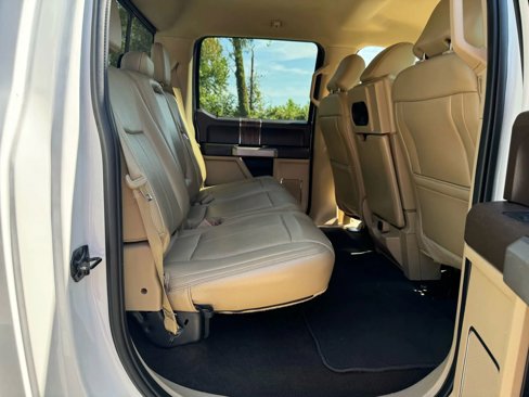 Used 2019 Ford F150 Lariat image 19