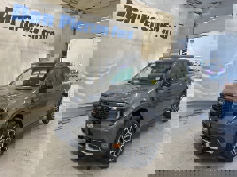 New 2025 Ford Maverick Lariat image 1