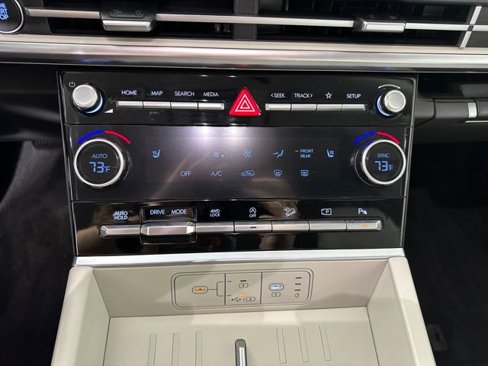 Certified 2025 Hyundai Santa Fe SEL image 51