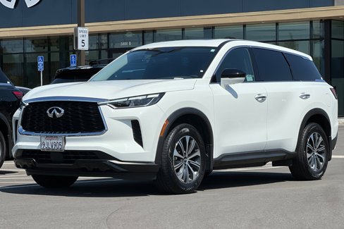 Certified 2024 INFINITI QX60 Pure image 8