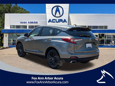 New 2025 Acura RDX SH-AWD image 3