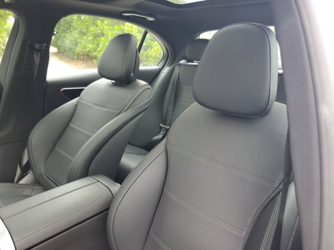 Used 2025 Mercedes-Benz C 300 Sedan image 17