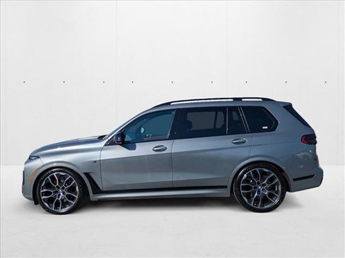 New 2026 BMW X7 M60i image 5