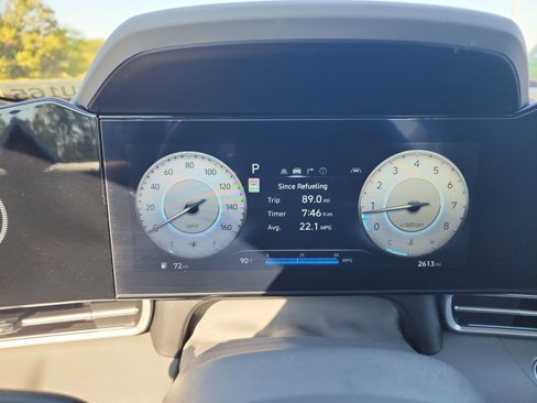 Certified 2024 Hyundai Elantra SEL image 19