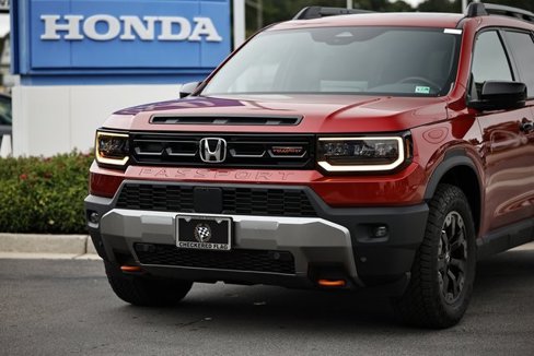 Used 2026 Honda Passport TrailSport Elite image 2