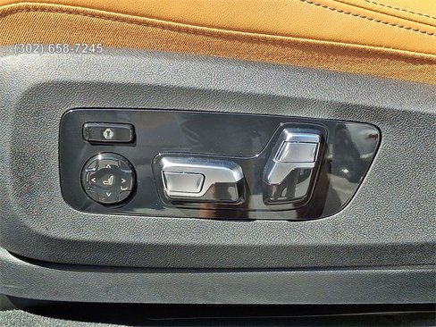 Used 2025 BMW X5 M60i image 28