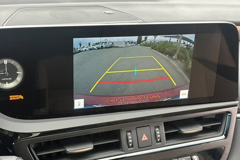 New 2025 Lexus ES 300h w/ Premium Package image 18