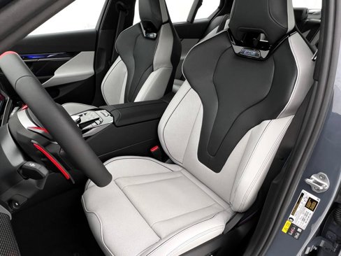 New 2026 BMW M5 w/ Carbon Package image 10