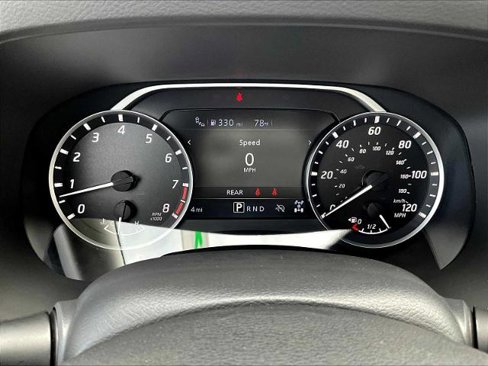 Certified 2025 Nissan Frontier SV image 24