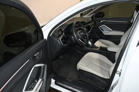 Used 2021 Audi Q3 2.0T Premium Plus w/ Premium Plus Package image 45