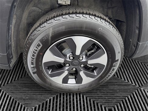 Used 2023 Jeep Grand Cherokee 4WD 4xe image 15