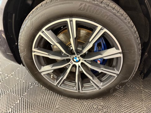 Used 2023 BMW X5 xDrive40i w/ M Sport Package image 23
