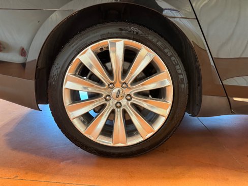 Used 2015 Lincoln MKS AWD w/ Equipment Group 201A image 13