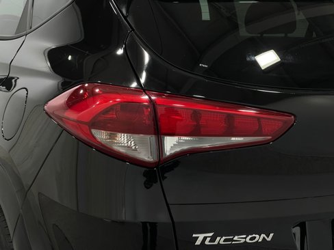 Used 2017 Hyundai Tucson SE image 32