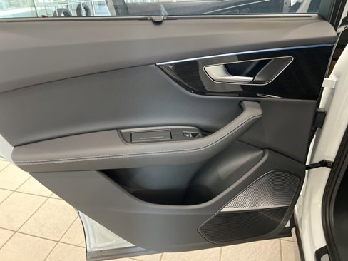 New 2025 Audi Q7 3.0T Prestige image 14