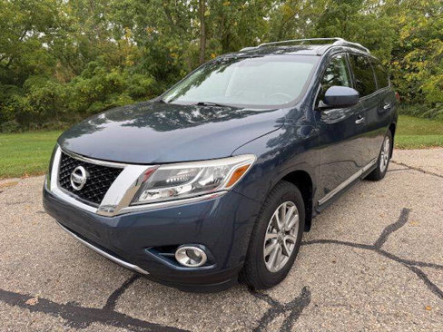 Used 2014 Nissan Pathfinder SL w/ SL Premium Package image 1
