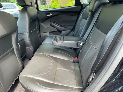 Used 2016 Ford Focus SE w/ Equipment Group 201A image 36