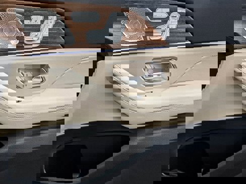 New 2026 Mercedes-Benz GLS 450 4MATIC image 39