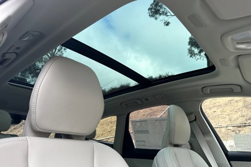 New 2026 Volvo XC60 T8 Ultra image 14