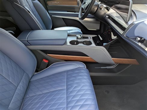 New 2026 Cadillac Vistiq Premium Luxury image 15
