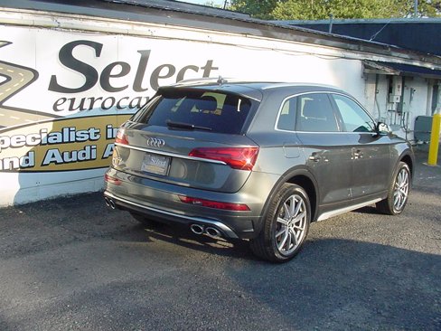 Used 2022 Audi SQ5 Premium image 3