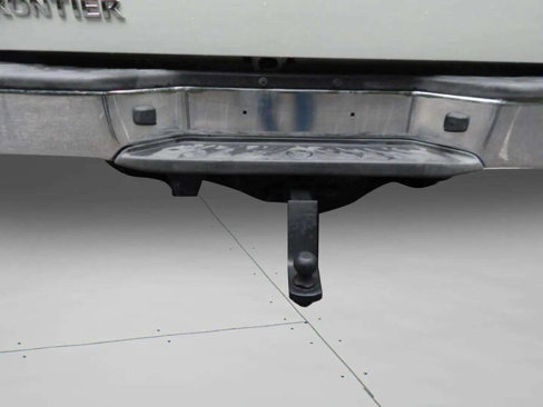 Used 2016 Nissan Frontier SV image 35