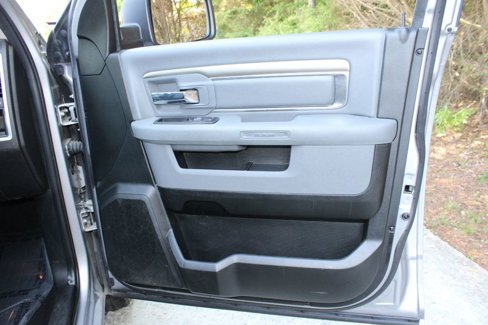 Used 2019 RAM 1500 Classic SLT image 19