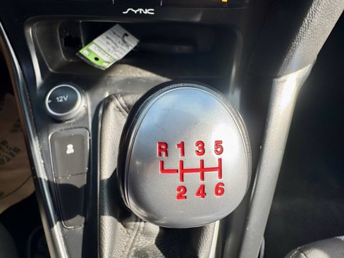 Used 2015 Ford Focus ST image 32