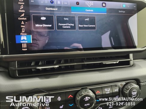 New 2025 Jeep Wrangler Sahara image 44