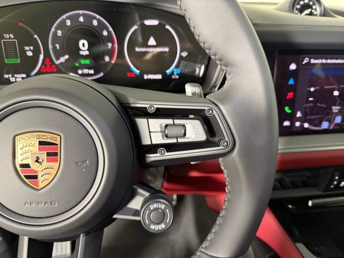 New 2026 Porsche Cayenne S image 38