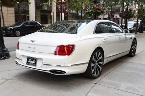 New 2026 Bentley Flying Spur Azure image 4