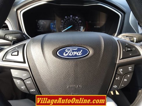 Used 2019 Ford Fusion SE image 43