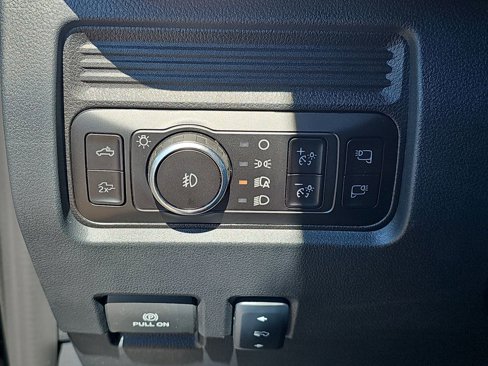 New 2026 Ford F350 4x4 Crew Cab Super Duty image 27