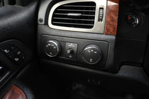 Used 2008 Chevrolet Silverado 3500 LTZ image 18