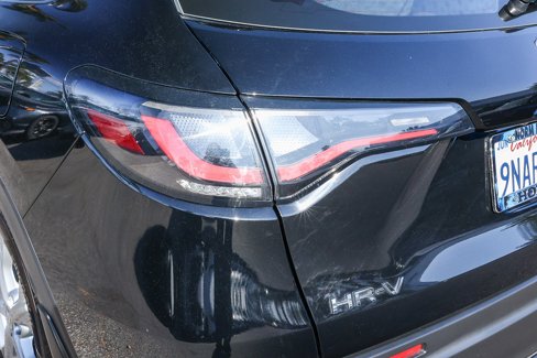 Certified 2025 Honda HR-V LX image 4