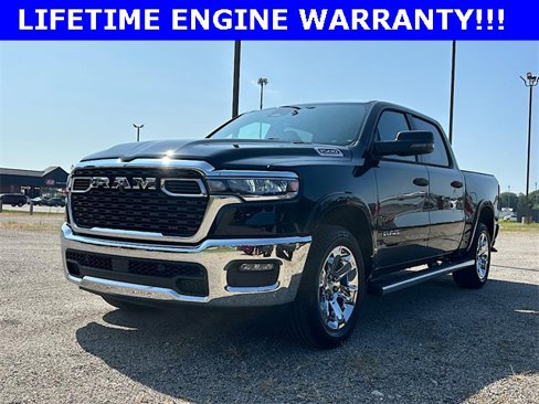 New 2026 RAM 1500 4x4 Crew Cab image 3