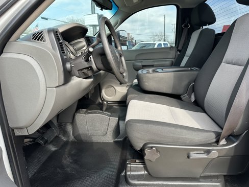 Used 2007 GMC Sierra 2500 W/T w/ Snow Plow Prep Package image 9