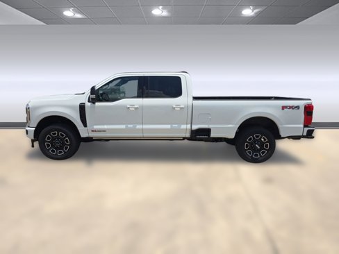 New 2025 Ford F350 Platinum w/ FX4 Off-Road Package image 2
