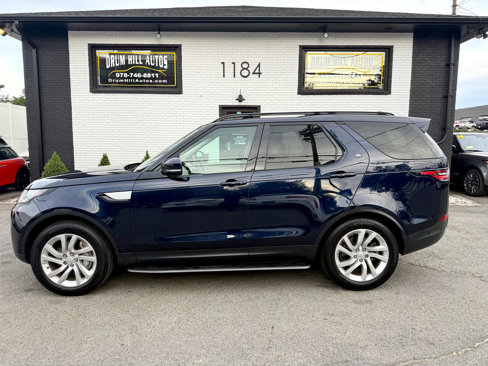Used 2020 Land Rover Discovery HSE image 2