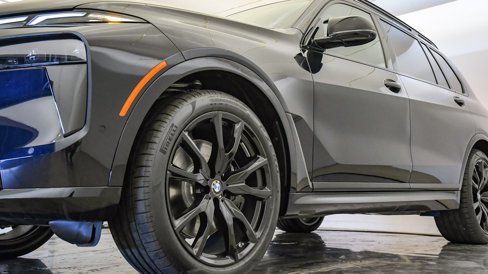 New 2026 BMW X7 M60i image 11